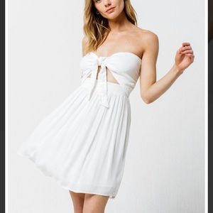 *SOLD* Dress Oneill's sportwear woman's White L